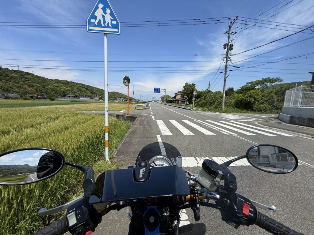 国東半島オレンジロードへ向かう道路から見た景色