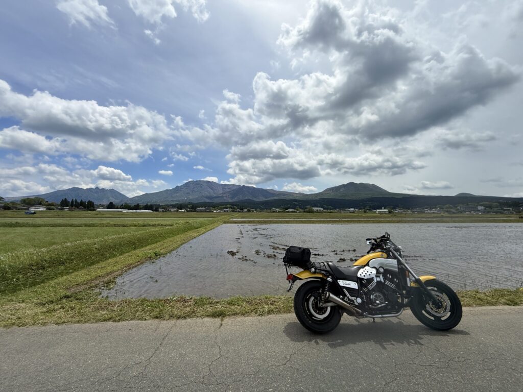阿蘇とVMAX1200