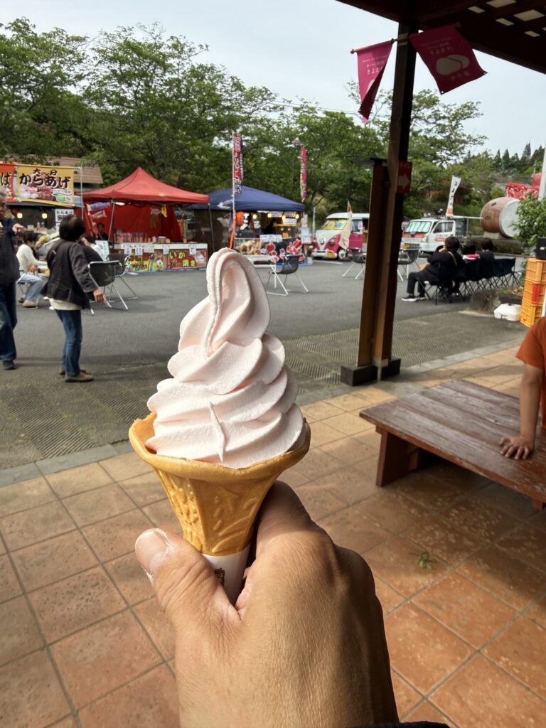 桃ソフトクリーム