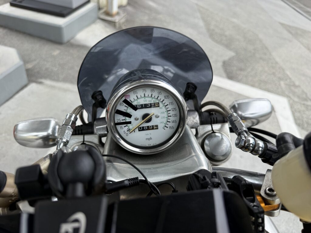 vmax1200-odometer