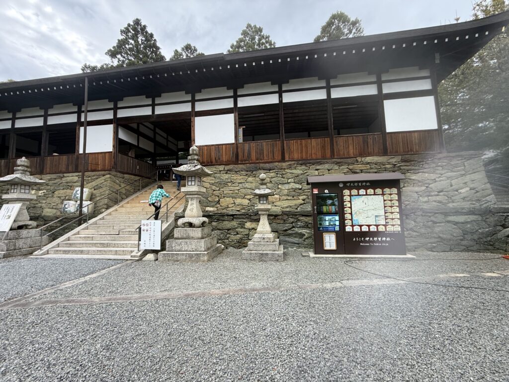 伊太祁曽神社の境内風景